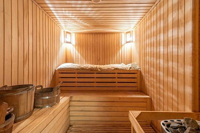 Image Bye Arjuna Contractor Sauna